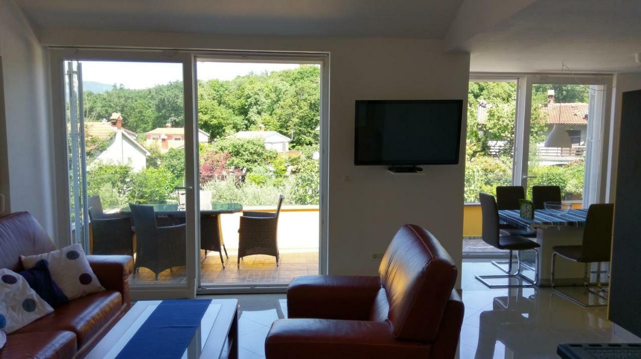 Porozina Tramuntana Holiday Home מראה חיצוני תמונה