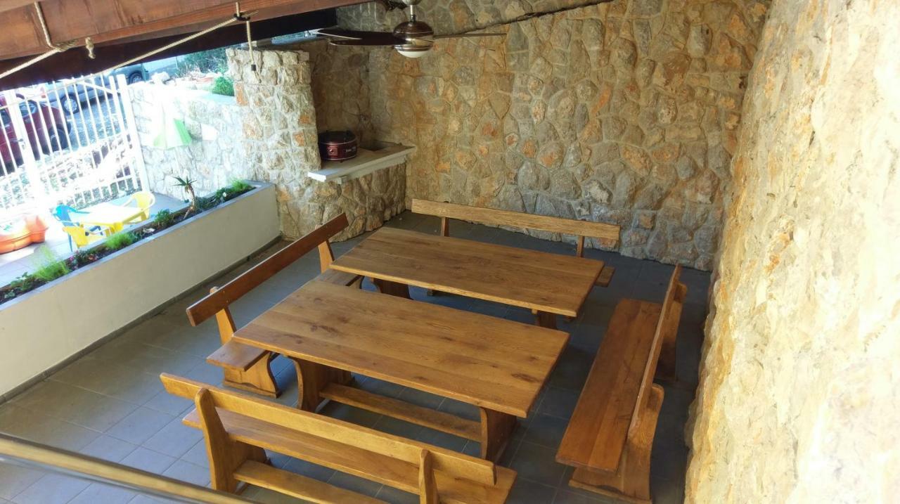 Porozina Tramuntana Holiday Home מראה חיצוני תמונה